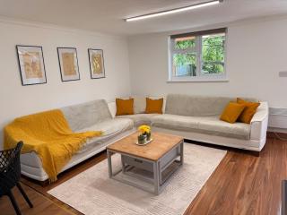 Modern and Cozy Detached House - Sleeps 4 - 7
