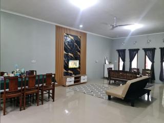 Griya Haka 73, Near Malioboro in Yogyakarta - 4
