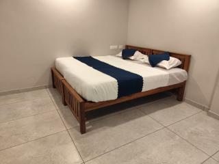 AIDAN RESIDENCY - AC Premium Rooms - 1