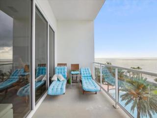 Oceanfront, Lazyriver, Pools/Beach/Float-Sip-Soak! - 7