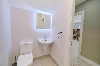 3 Bedroom Duplex Apartment By Travel Lets Short Term Rental Agency Donegal Town - 2
