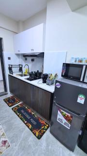 Modern Suite 1BR kilimani with Netflix and wifi - 9