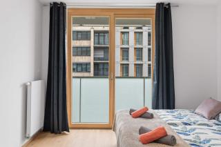 Triple Balcony Residence - 8
