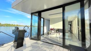 Architekten-Refugium auf dem Wasser - 8