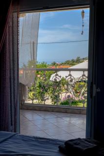 Tsekis House - 4
