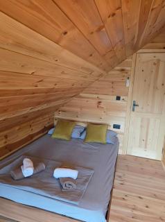 Stone Throne Retreat - 1