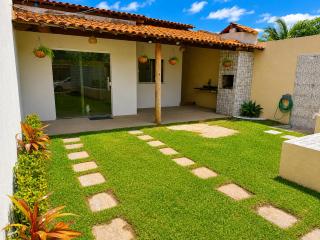 House with Private Pool, Barbecue Grill and Garden - 7