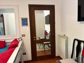 Room Golf & Yoga - 7