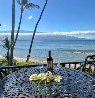 Makani A Kai B5- Beachfront 15 feet to Sugar Beach - 0