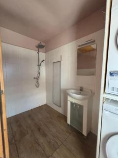 Neubeginn 2 - Zimmer A - 2
