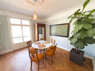 Luxury 3-Room Apartment with 2 balcony close to Main Station central and calm - 7