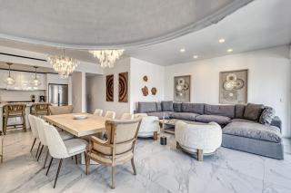 Spacious Luxury Apartment with Ocean Views, Pool and steps to Playa El Médano - 9