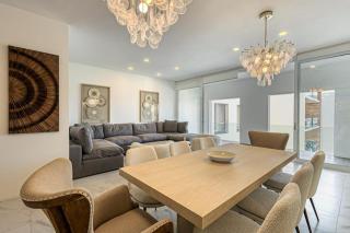 Spacious Luxury Apartment with Ocean Views, Pool and steps to Playa El Médano - 7