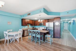 Beach Nest Escape - 5 Pools, Hot Tub, Gym, Wi-Fi - 2