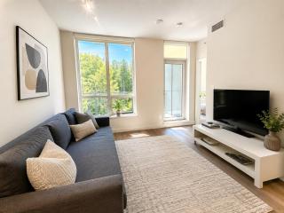 Stylish 1BR Near UBC Prime Wesbrook Village Stay - 0