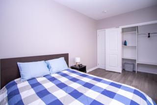 Cozy Downtown London 1BR Gem - 2