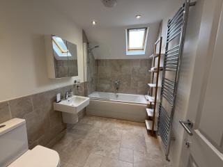 Sailaway Cottage at The Bay Filey, sleeps 8-10, pet-free - 1