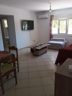 Amygdalos Room - 4