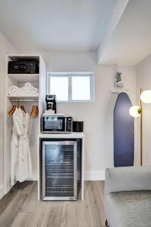 Accessible King Suite at Botanica - 2