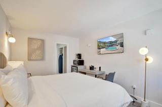 King Suite Hideaway in Fort Lauderdale - 5