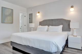 Spacious King Suite in Fort Lauderdale - 4