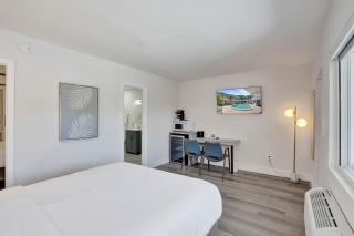 Botanica Double Room Suite at Ocean Blvd - 4