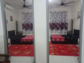 Adeela Homestay JB - 2