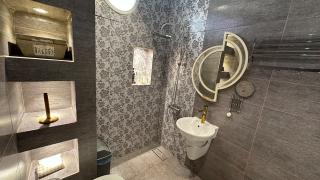 فيلا فاخرة بتصميم خليجي Luxury Villa with a Gulf Design - 4
