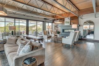 Prime Dtwn Grand Haven Location! Riverfront Condo - 4