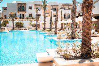 Nayah Stays, Sunny Garden Terrace & Pools Ancient Sands El Gouna - 5