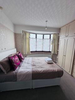 Bright Double Room Opposite Wollaton Hall & Deer Park , Free Parking - 4