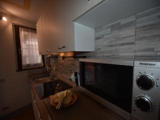 Apartment in village of Viggiona, Lake Maggiore - 5