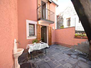 Apartment in village of Viggiona, Lake Maggiore - 9