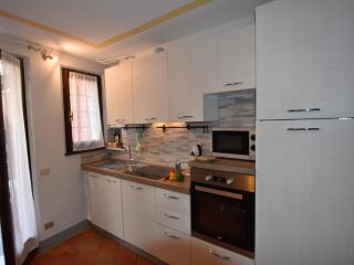 Apartment in village of Viggiona, Lake Maggiore - 6