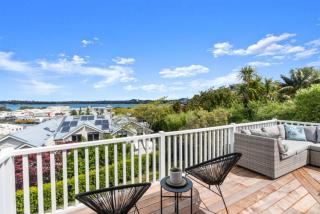 Devonport Retreat by Homello - 4