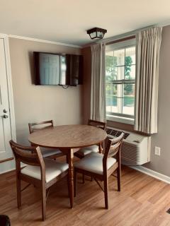 The Chatham Motel - 9