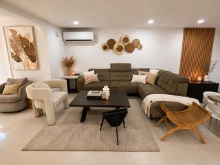 5BR Villa Aruba with Pool Sleeps 10 Family Friends - 8