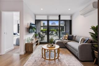 2Bdrm Apt with Lge Terrace near Sthn Cross Station - 8