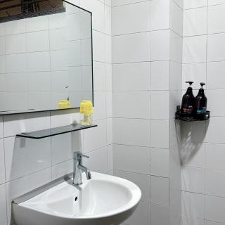 37# Muji Living at Palazio, Mount Austin - 8