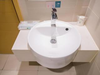 City Comfort Inn Wuhan Guanggu Software Park - 2