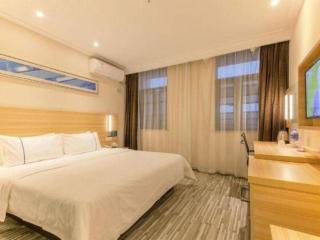 City Comfort Inn Wuhan Wuchang Railway Station East Square - 3