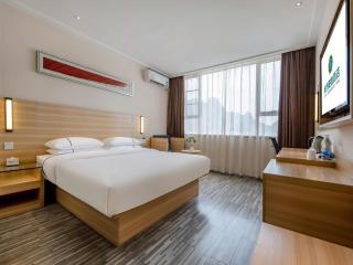 City Comfort Inn Hezhou High Speed Railway Station - 1