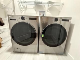 Elegant Private Room with En-suite in Central Edmonton - 3