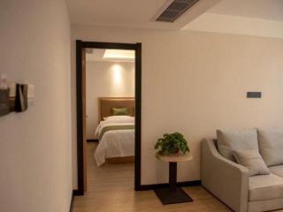 Green Tree Inn Fuyang Funan County Tianzhu Square - 7