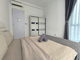 Elysia Simple Cozy 2Pax Room 3 W Co-Living By STAY - 1