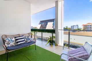 Central City 3 Bed Apt, Pool, 2 FREE secured parks - 9