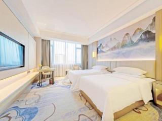 Venus Royal Hotel Guangdong Zhongshan Dongfeng Center - 1