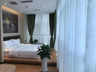 GreenTree Alliance Hotel Chongqing Fortune Plaza Xingfu Square Guangdianyuan Light Rail Station - 3