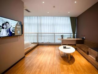 GreenTree Alliance Hotel Chongqing Fortune Plaza Xingfu Square Guangdianyuan Light Rail Station - 2