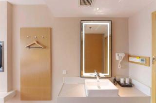 City Comfort Inn Wuhan Central China Normal University Dahuquan Metro Station - 3